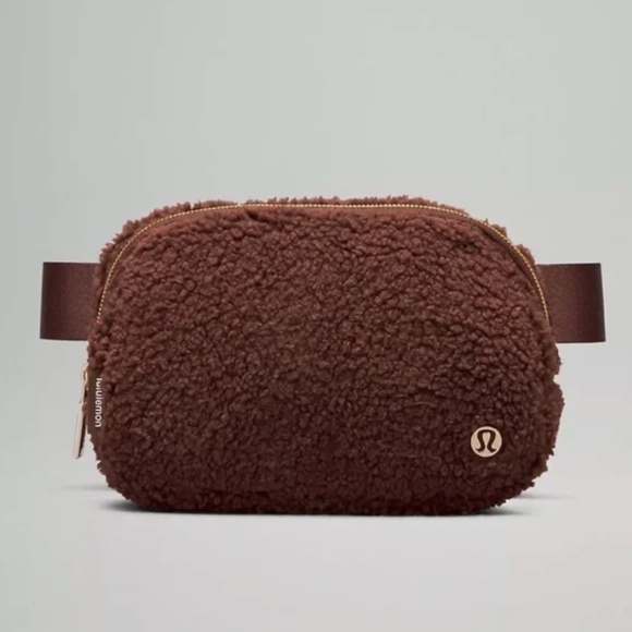 Lululemon Everywhere Belt Bag 1L Fleece NWT - Picture 1 of 5